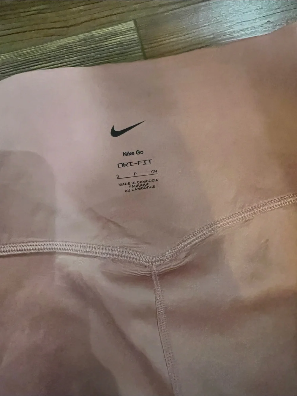 Nike Coral High-Rise Bike Shorts with Zippered Pocket tight fit